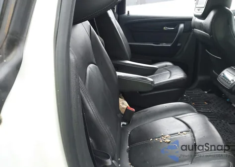 2015 Chevrolet Traverse 2Lt z USA, uszkodzony, nr VIN 1GNKVHKD0FJ285348